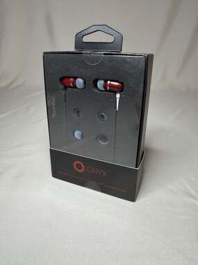 Onyx Elo Wired Wood In-Ear Headphones (white)